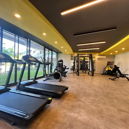 Coastal Retreat With Pool And Balcony * Alanya